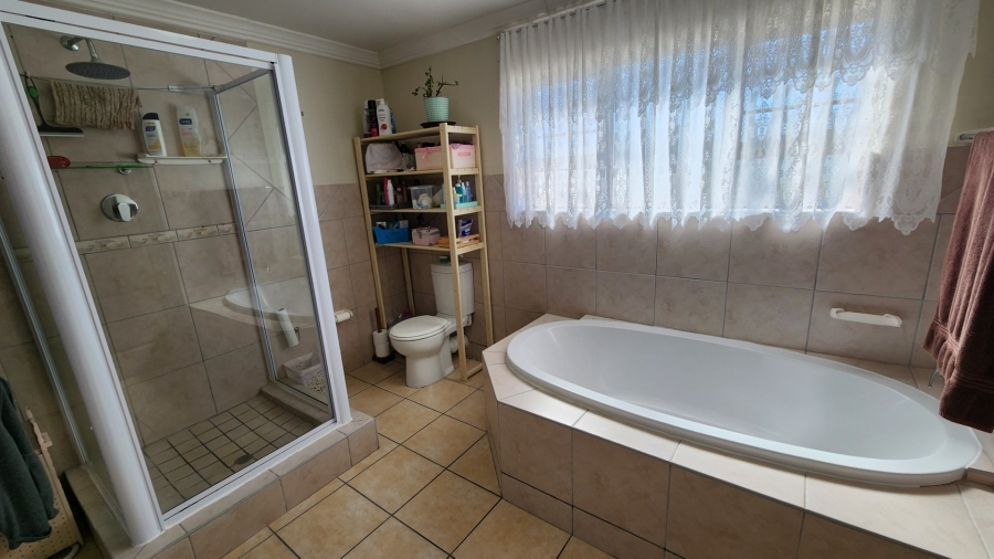 3 Bedroom Property for Sale in Seemeeu Park Western Cape